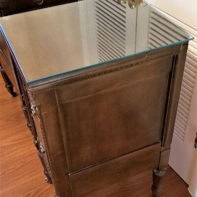 Lot #42  Pair of Vintage Cabinets/Nightstands