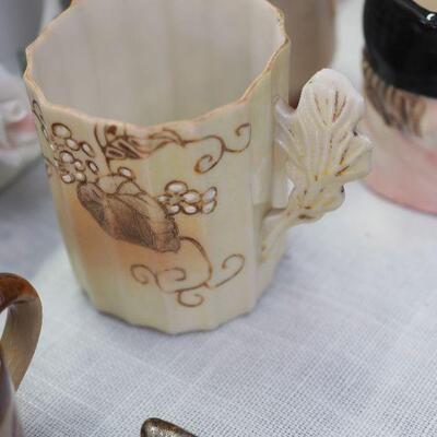 Lot 7 Glass Animals, Mini collectibles ceramic, broken but beautiful Asain vase, Jewelry