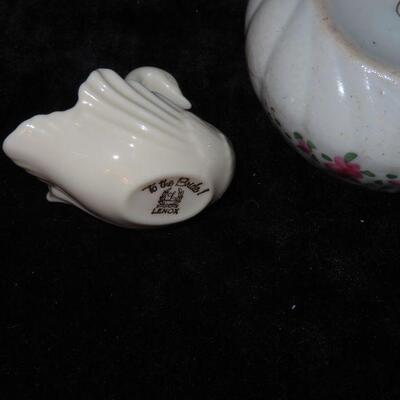 Lenox swan and nippon bowl