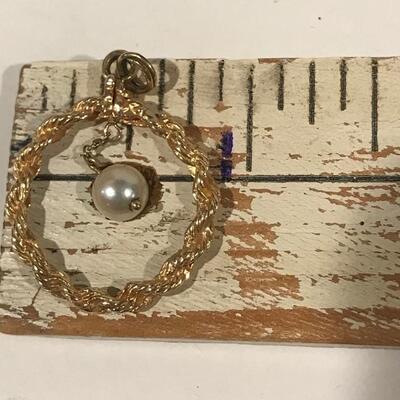 14K Gold Pearls necklace pendant & bracelet 