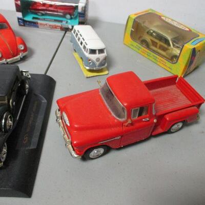 Lot 162 - Diecast Car Collection 