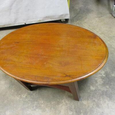 Lot 181 - Oval Coffee Table 