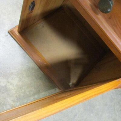 Lot 190 - Wooden Night Stand Or End Table 