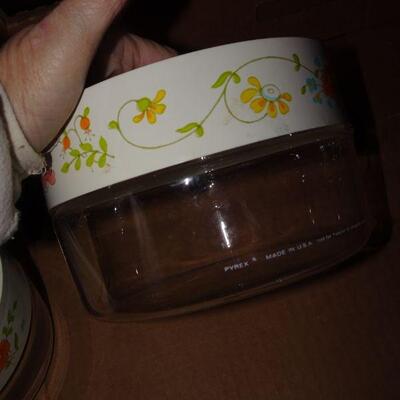 3 Glass Pyrex Containers with Plastic Lids 