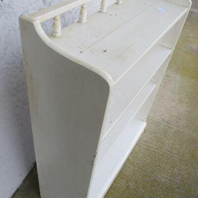 Lot 204 - White Shelving Unit 
