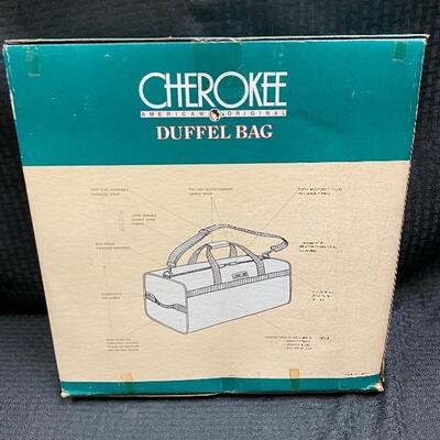 New in Box Cherokee Brand Duffel Bag XL Black YD#011-1120-00378