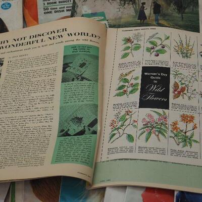 Lot 15 Good Housekeeping woman's day magazies of the 1960s