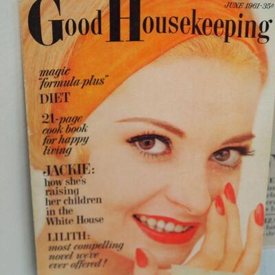Lot 15 Good Housekeeping woman's day magazies of the 1960s
