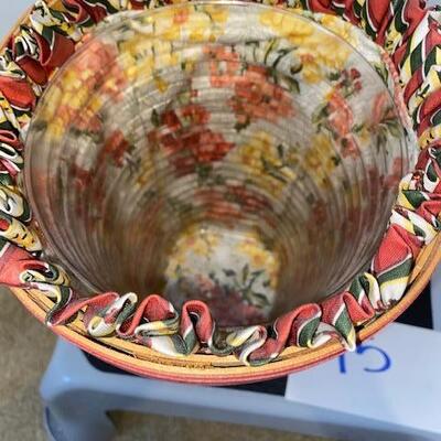 Lot 15 - Longaberger Snap Dragon Basket