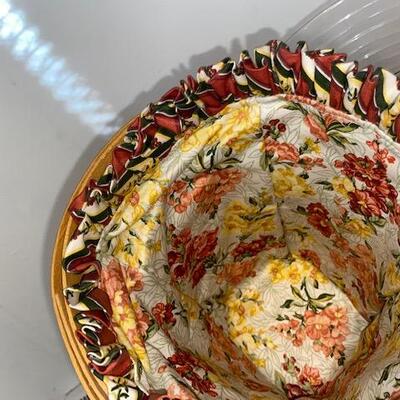 Lot 15 - Longaberger Snap Dragon Basket