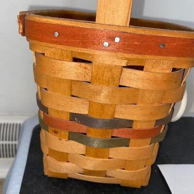 Lot 16 - Longaberger Basket