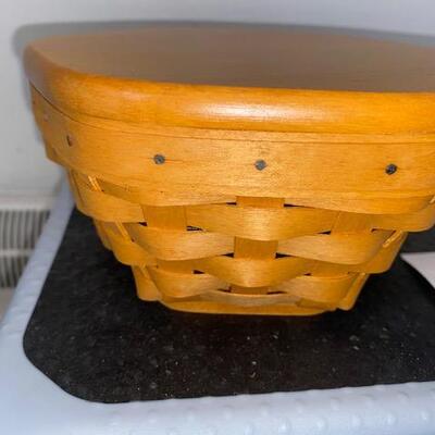 Lot 17 - Longaberger  7" Generations Basket