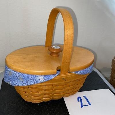 Lot 21 - Longaberger 2000 Century Celebration basket