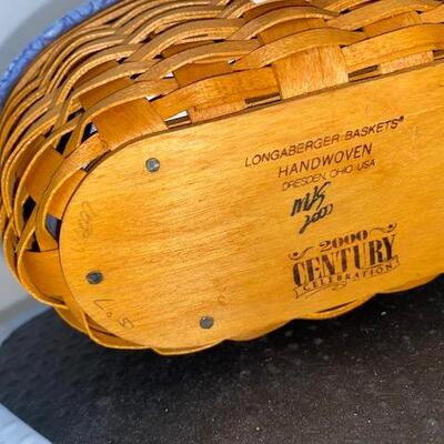 Lot 21 - Longaberger 2000 Century Celebration basket