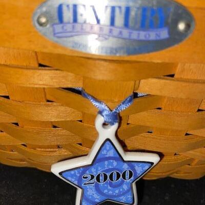 Lot 21 - Longaberger 2000 Century Celebration basket