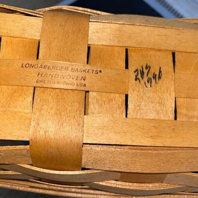 Lot 22 - Longaberger Bread Basket