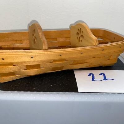 Lot 22 - Longaberger Bread Basket