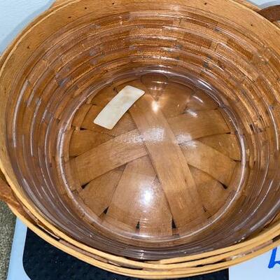 Lot 23 - Longaberger Darning Basket