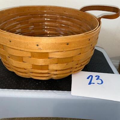 Lot 23 - Longaberger Darning Basket