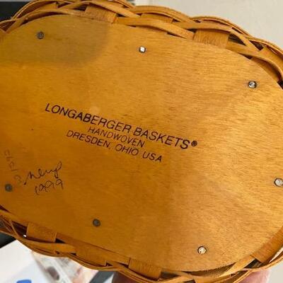 Lot 27 - Longaberger Tea for Two Basket