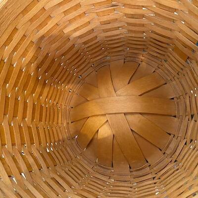Lot 29 - Longaberger Large Darning Basket