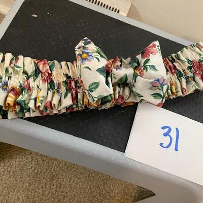 Lot 31 - Longaberger Garter