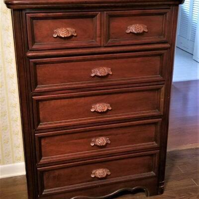 Lot #95  Vintage "Dixie" Furniture Company Chest of Drawers