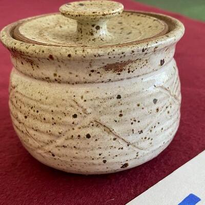 Lot 51 - Stoneware Pottery Small pot with lid