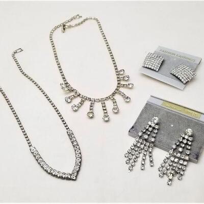 Lot #123  Lot of Rhinestone Jewelry