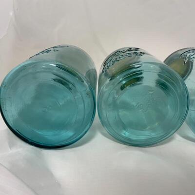 .115. VINTAGE | Four 2-Quart Ball Mason Jars | 1923-1933