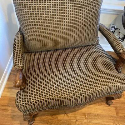 Oversized Arm Chair 