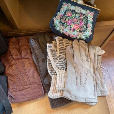 Lot 59. Nineteen purses (wallets, clutches, handbags, shoulder bags;4 pairs of gloves (leathern, knit)--$15