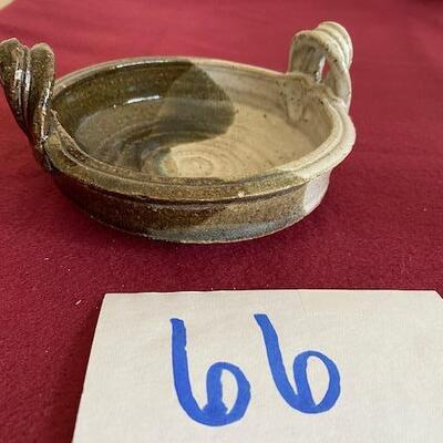 Lot 66 -Stoneware Pottery bowl with handles