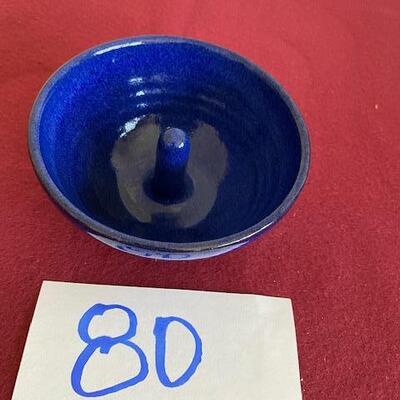 Lot 80 - Stoneware Pottery Ring/jewelry holder Steve Ashley
