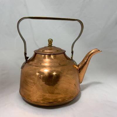 .124. VINTAGE | Copper Kettle | Engraved Flowers and Birds