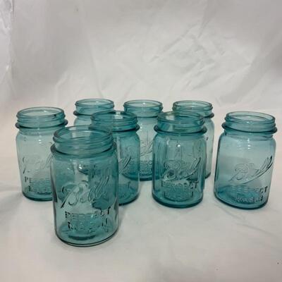 .131. Eight Ball Mason Jars