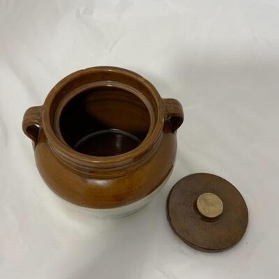 .133. VINTAGE | Red Wing | E.H. Davidson Bean Pot | Markesan, WI