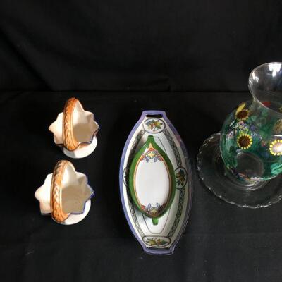Lot 46: Floral Decorated Glass and Ceramic Lot