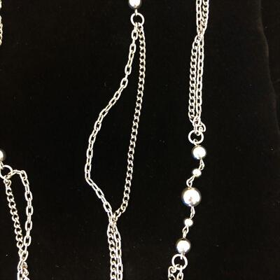 Lot 31 - Silver Tone Necklace