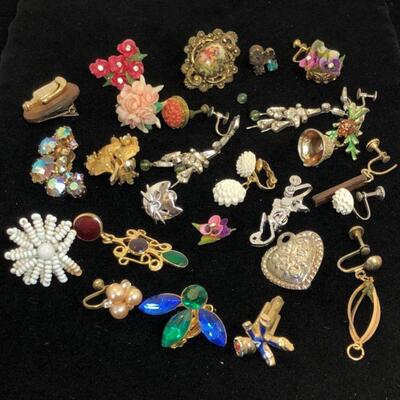 Lot 32 - Collection of Pieces (Great for Crafts)