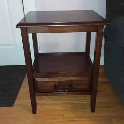 Pier One End table