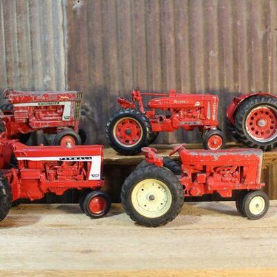 ERTL IH, McCormick, and Farmall Diecast Tractors 1/16 Scale QTY 5