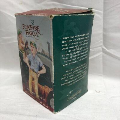 ERTL Foxfire Farm By Lowell Davis (Only 1 figurine included)