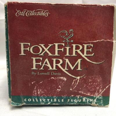 ERTL Foxfire Farm By Lowell Davis (Only 1 figurine included)