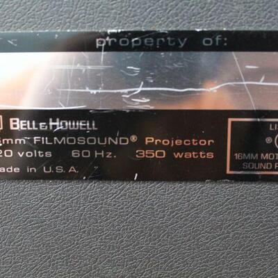 Vintage Bell & Howell 16MM Reel to Reel Projector + 3 Reels