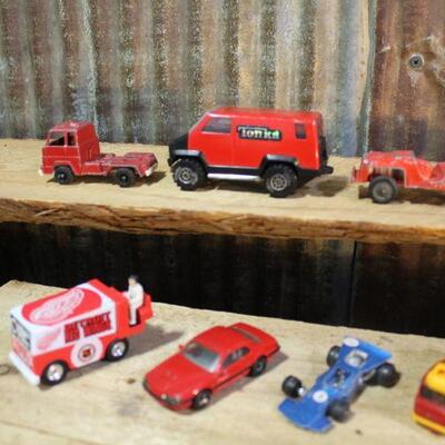 Misc. Tootsietoy, Matchbox, Tonka Cars, Loose - QTY 22