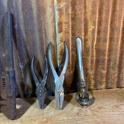 Vintage Tools - Pipe Wrenches, Open End & Pliers - QTY 17