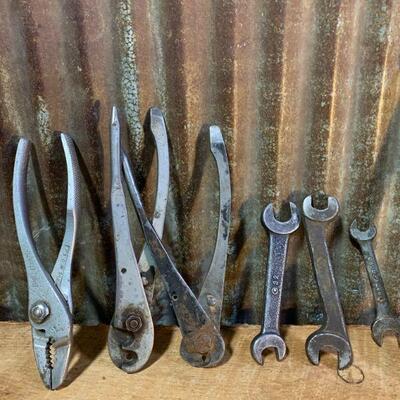 Vintage Tools - Pipe Wrenches, Open End & Pliers - QTY 17
