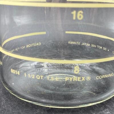 Vintage Pyrex 1.5 qt Juice Pitcher YD#011-1120-00023