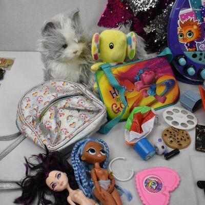 Lot of Various Kids Toys: Dolls, Purses, Stuffed Animals